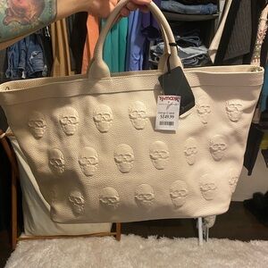 IO Pelle Skull Bag